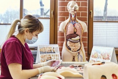 Z wizytą w monoprofilowych centrach symulacji medycznych