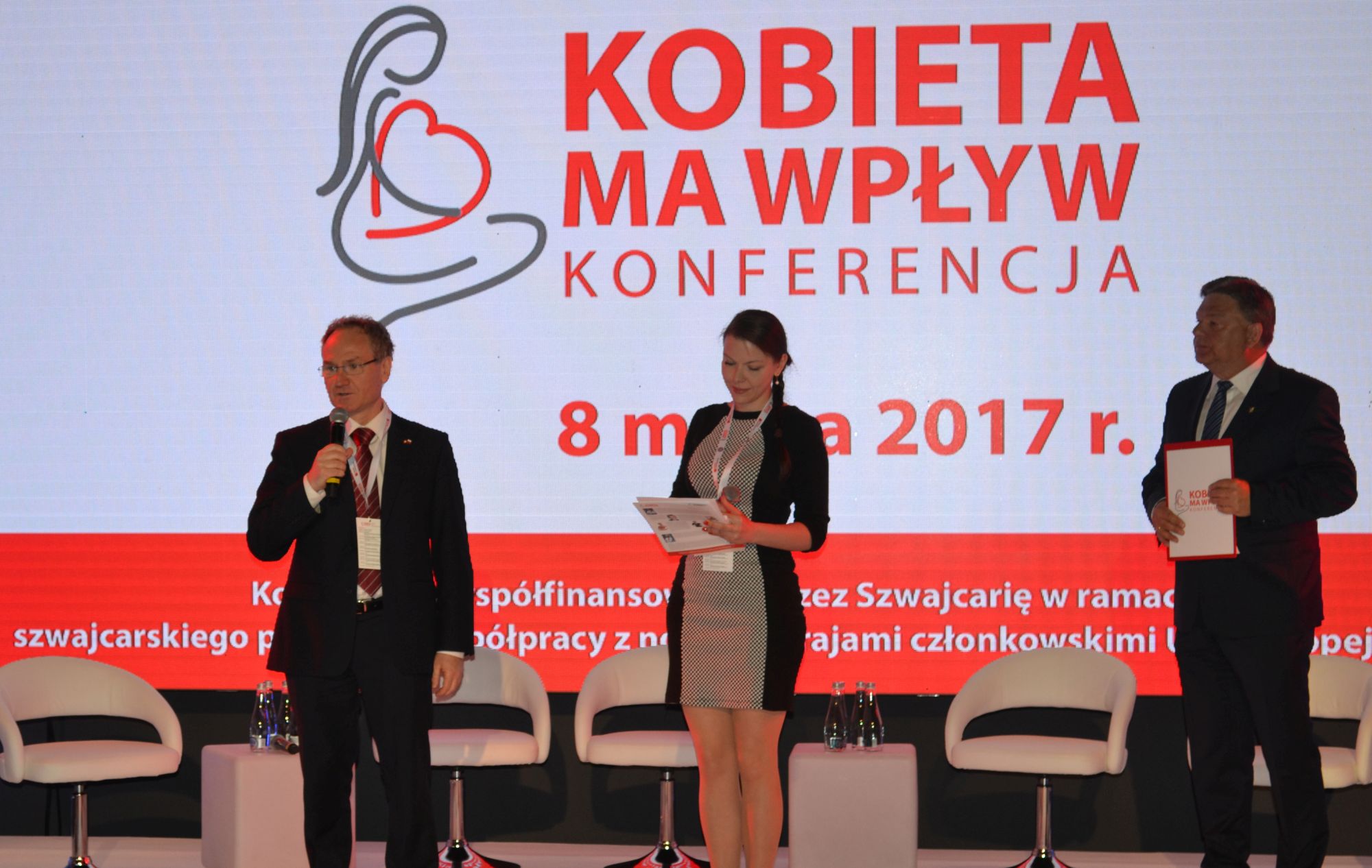 Na zdjęciu prelegenci podczas konferencji